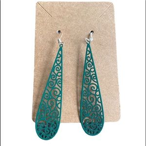 Evergreen Cutout Metal Elongated Teardrop Design Pierced Earrings